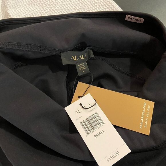 Alala Women's Black/White Wavy Tight Leggings - NWT - Picture 5 of 6